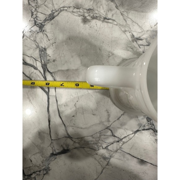 Set of 4 Vintage Opalescent Milk Glass Steins/Tankards w/Pub Scene - Picture 10 of 11